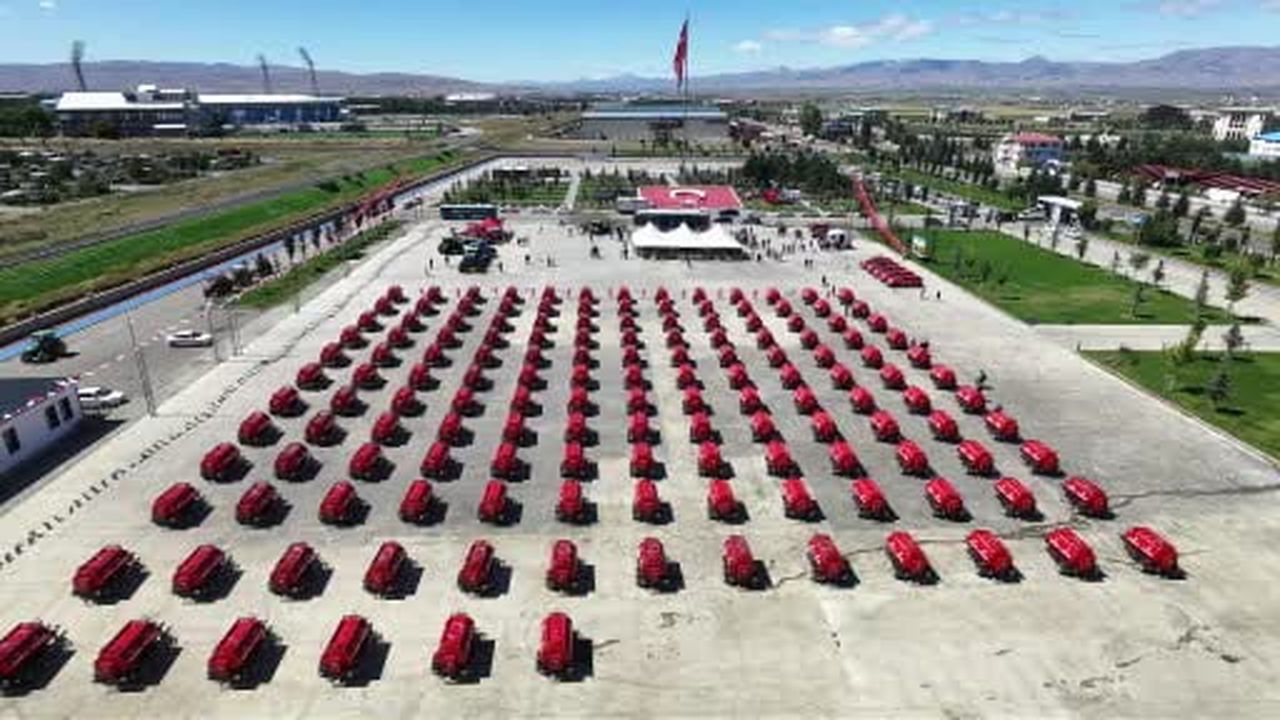 Erzurum’da kırsal mahallelere 150 yangın söndürme tankeri