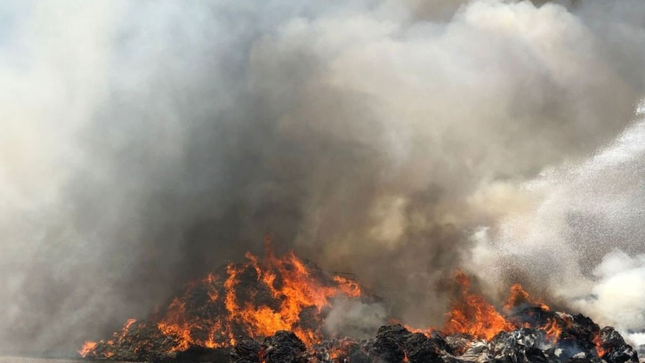Ankara'da korkutan yangın: Sanayi sitesi alevler içinde kaldı