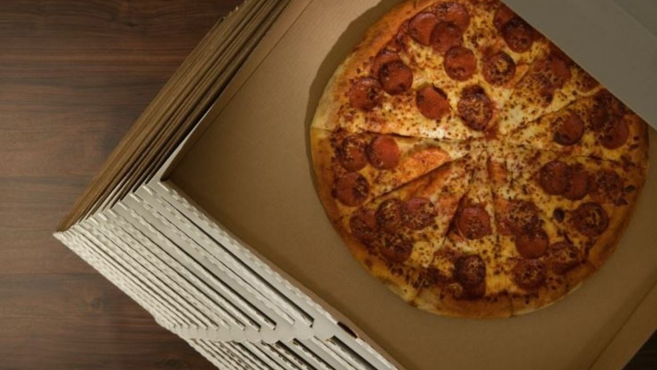 Büyük bilmece çözüldü! Pizza kutuları meğer bu yüzden kareymiş: Duyanlar şaşkına dönüyor