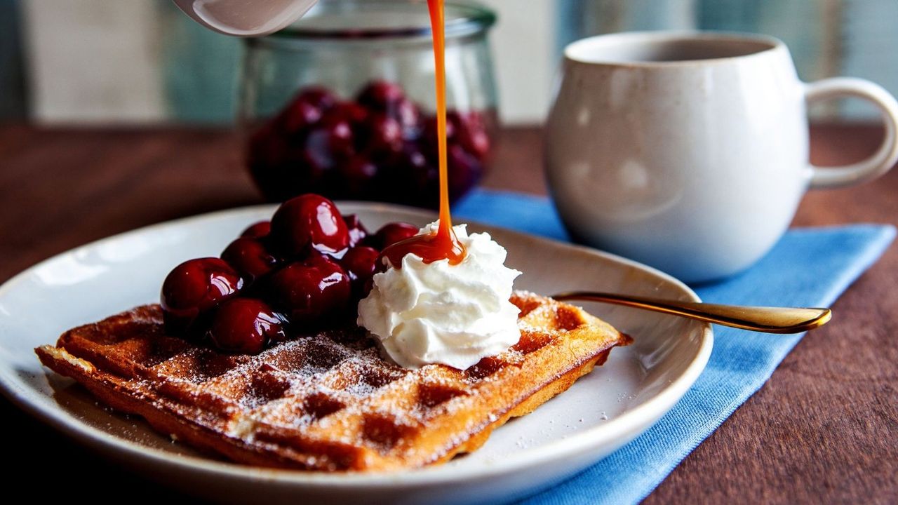 Dışarda bir ton para vermeye gerek kalmayacak! En basit haliyle ev yapımı waffle tarifi