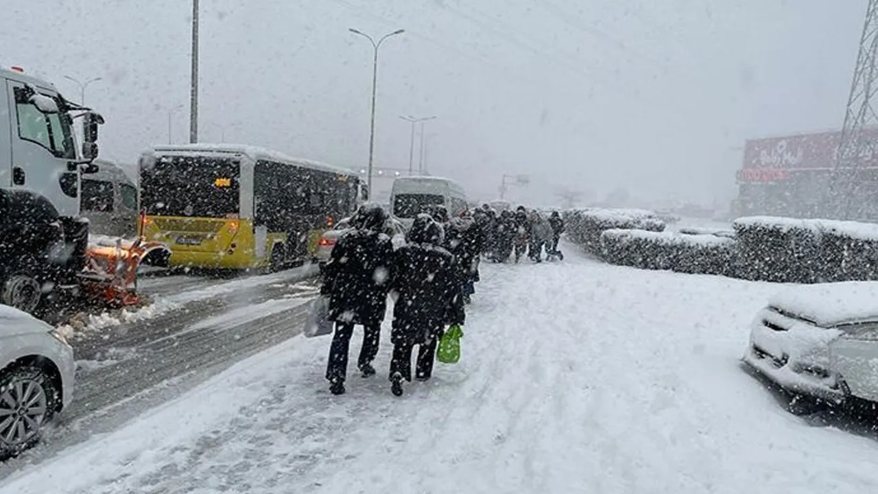 O ilde bu gece kar yağışı başlıyor! Sabah etraf bembeyaz olacak: Meteoroloji saat verdi