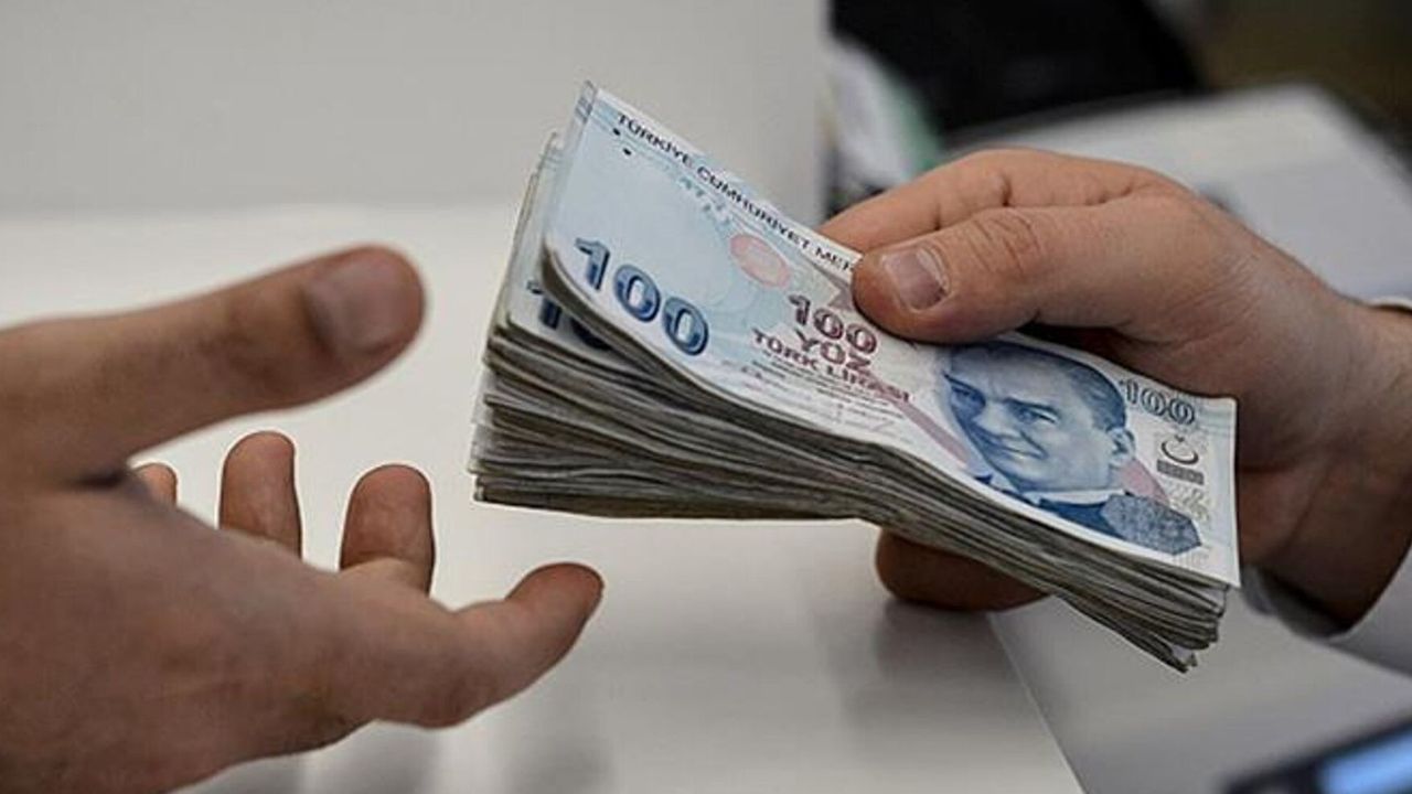 Şimdi başvuran hafta başı parasını alıyor! Kamu bankasından 45.000 TL ihtiyaç kredisi kampanyası