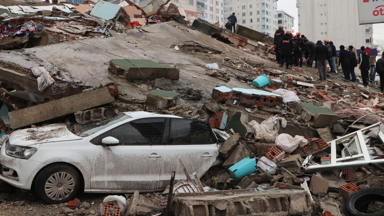 Birçok ili sallayan deprem sonrası yeni deprem rotaları çizildi!