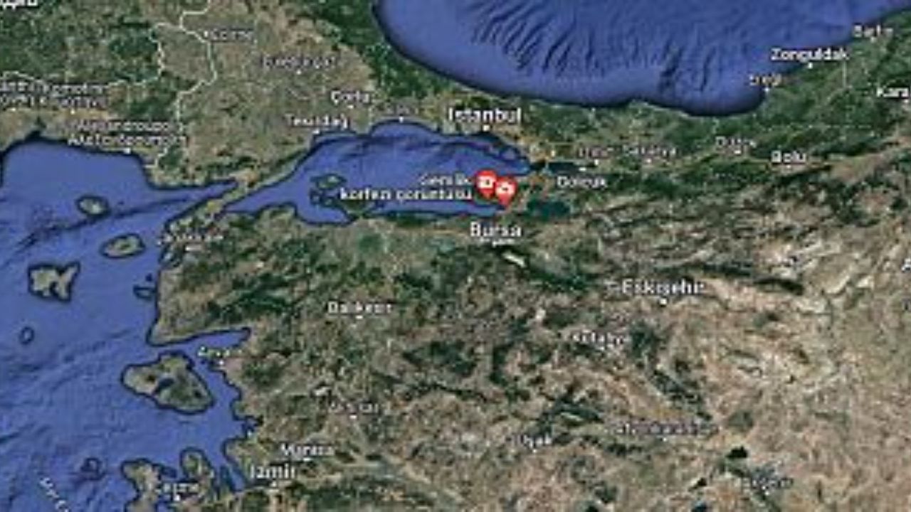 Bursa Depreminden Sonra Deniz Köpürdü! Uzmanlar Gerçeği Açıkladı: Bu durumun sebebi Gölcük!