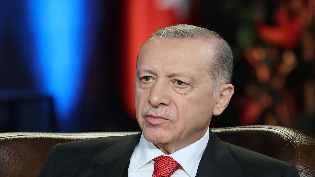 Cumhurbaşkanı Erdoğan'dan Yunanistan'a Mesaj: Atina Basını Bu Röportajı Konuşuyor!