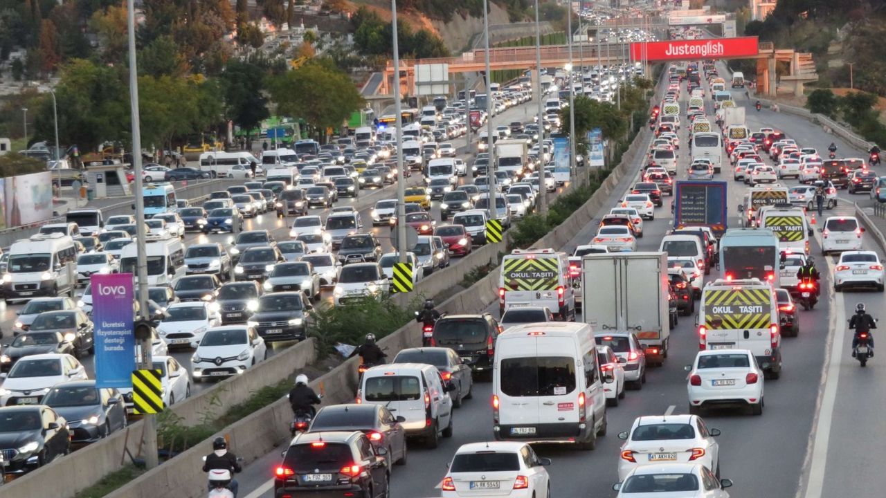 Dikkat! İstanbul'da bu yollar yılbaşı kutlamaları nedeniyle trafiğe kapatılıyor