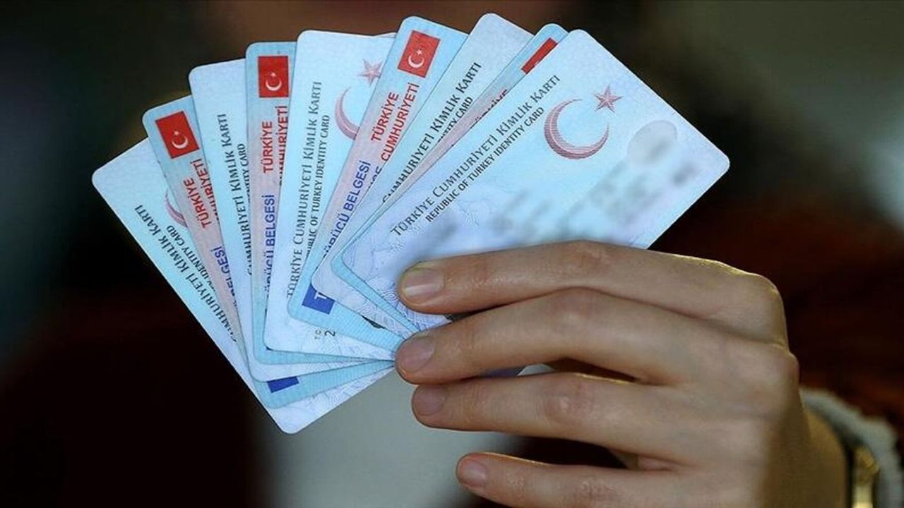 Kimlik ve ehliyetini güncellemeyenler dikkat: 4 bin 64 lira ceza ile karşılaşabilirsiniz!