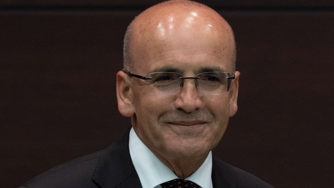 Mehmet Şimşek 2024 hedeflerini 6 madde duyurdu: 2024, enflasyonta düşüşün başlayacağı bir yıl olacak