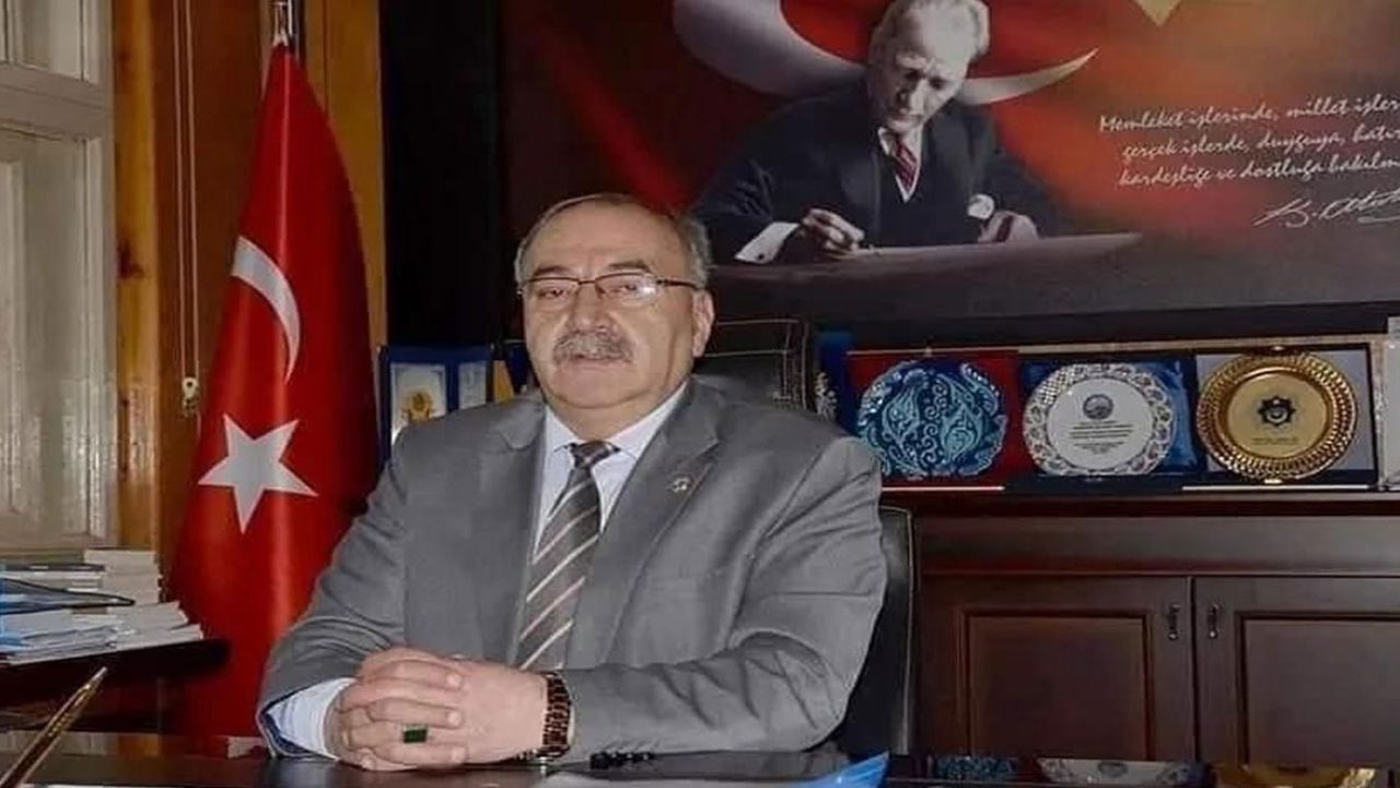 MHP'li Belediye Başkanından acı haber: Hayatını kaybetti