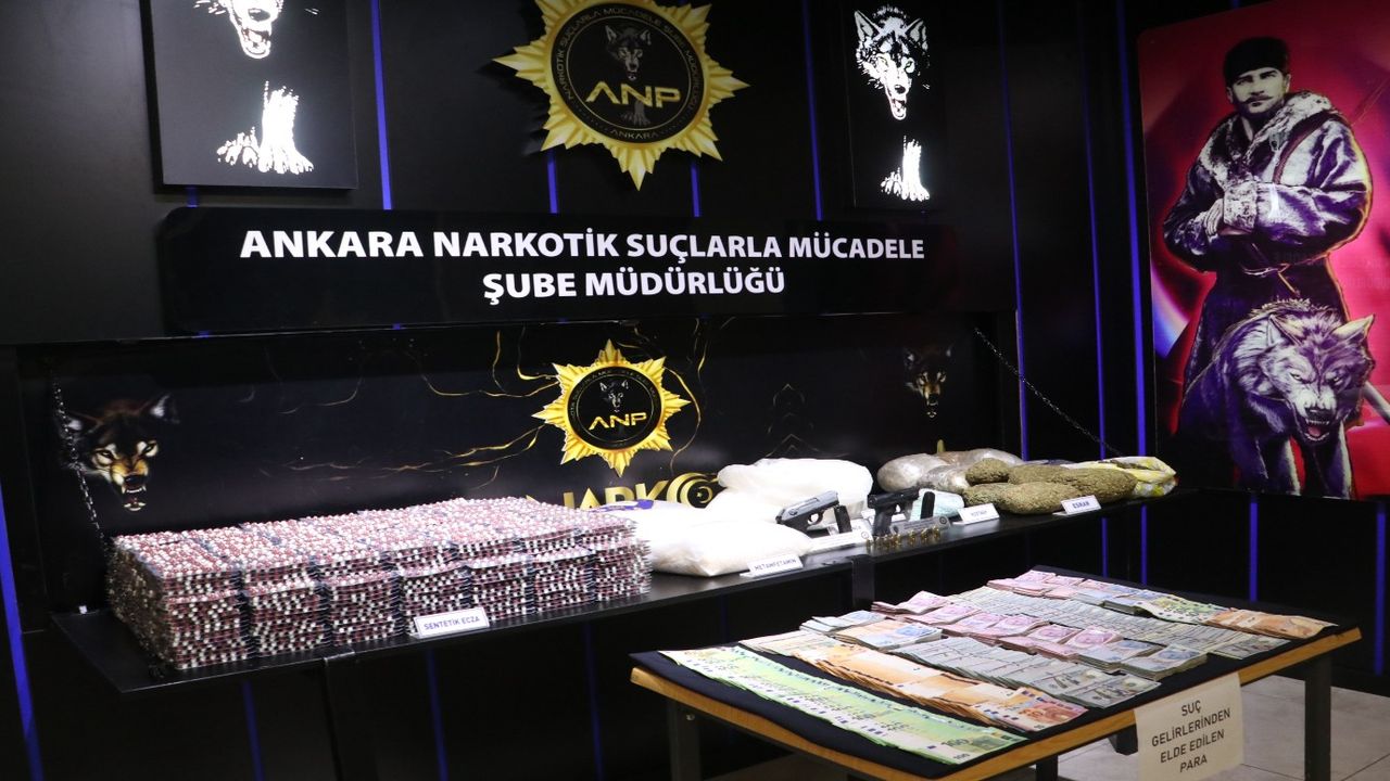 Narkogüç-40 Operasyonu: Türkiye genelinde 376 şüpheli gözaltına alındı