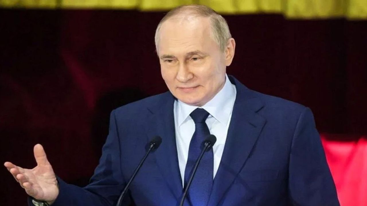 Putin'den şok yanıt: Ukrayna'nın Rus gemisine saldırısına anında karşılık