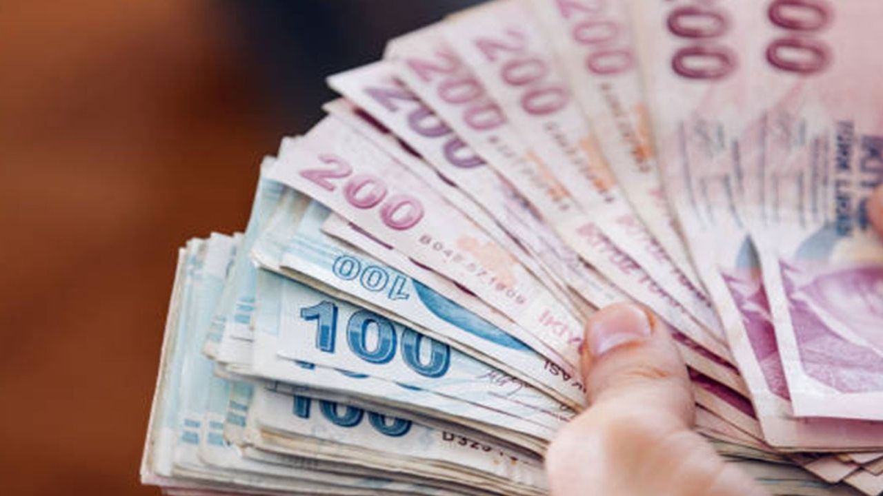 18-75 yaş arası herkes başvurabilir! O banka şartları kaldırdı: 100.000 TL kredi verecek