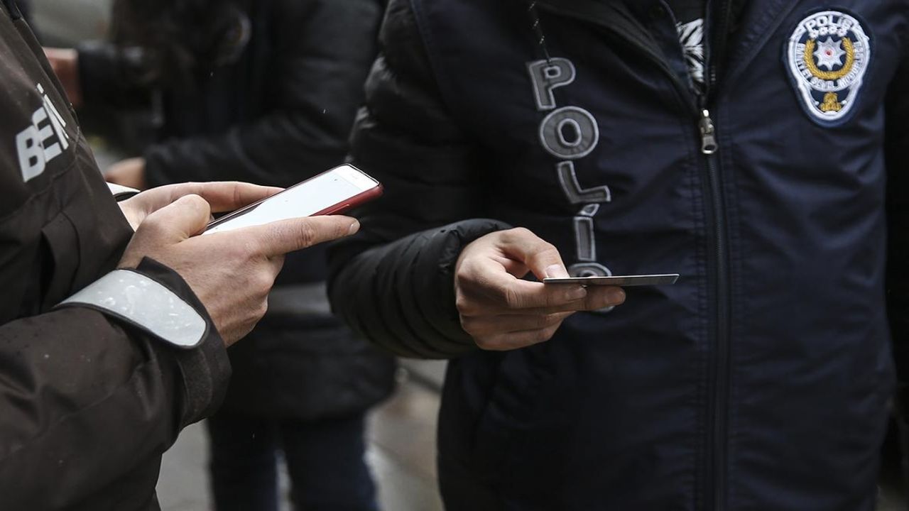 Ankara'da aranan 821 kişi yakayı ele verdi