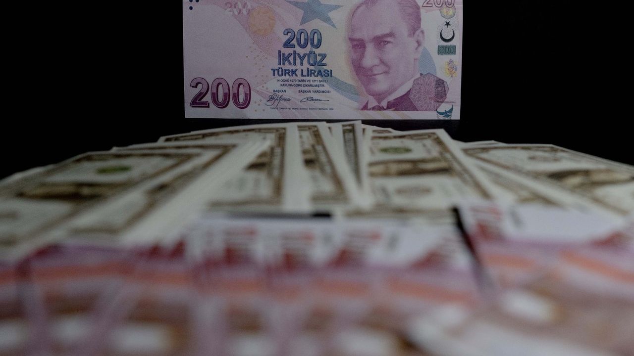 Ekonomistler değil Merkez Bankası duyurdu! Dolar borcu olanlar tir tir titreyecek