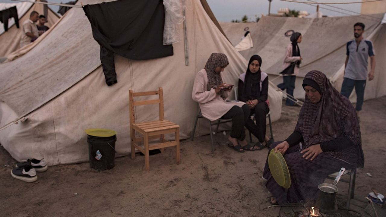 Gazze açlık sınırında: İsrailliler ise yapılan yardımları engellemek için gösteri yapmayı sürdürüyor