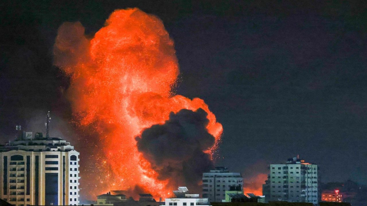 Gazze Şeridi'nde şiddet sürüyor: Saldırılarda hayatını kaybedenlerin sayısı 22 bin 722'ye yükseldi