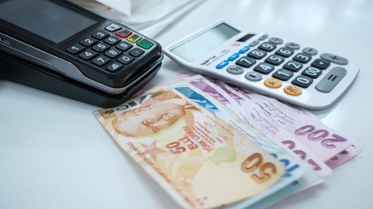 Gözler 3 Ocak tarihine çevrildi: Memur ve emekli zammı ne kadar olacak? 