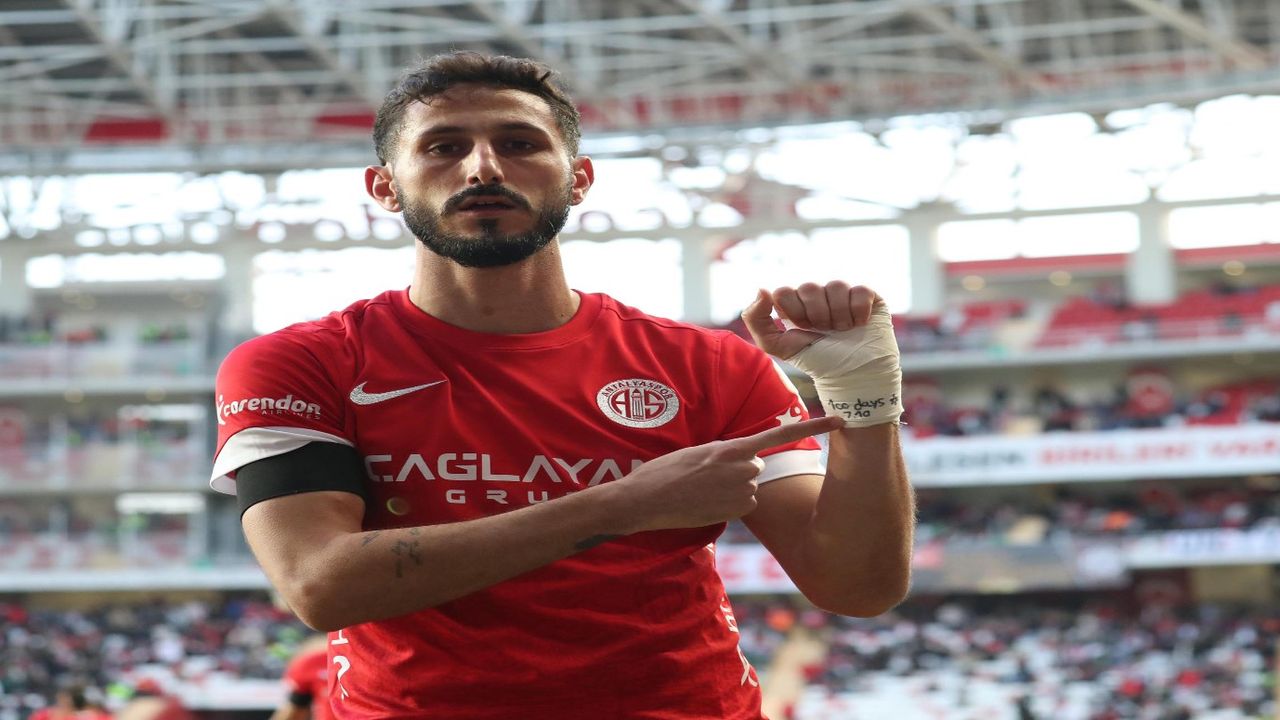 İsrailli futbolcu Sagiv Jehezkel serbest bırakıldı