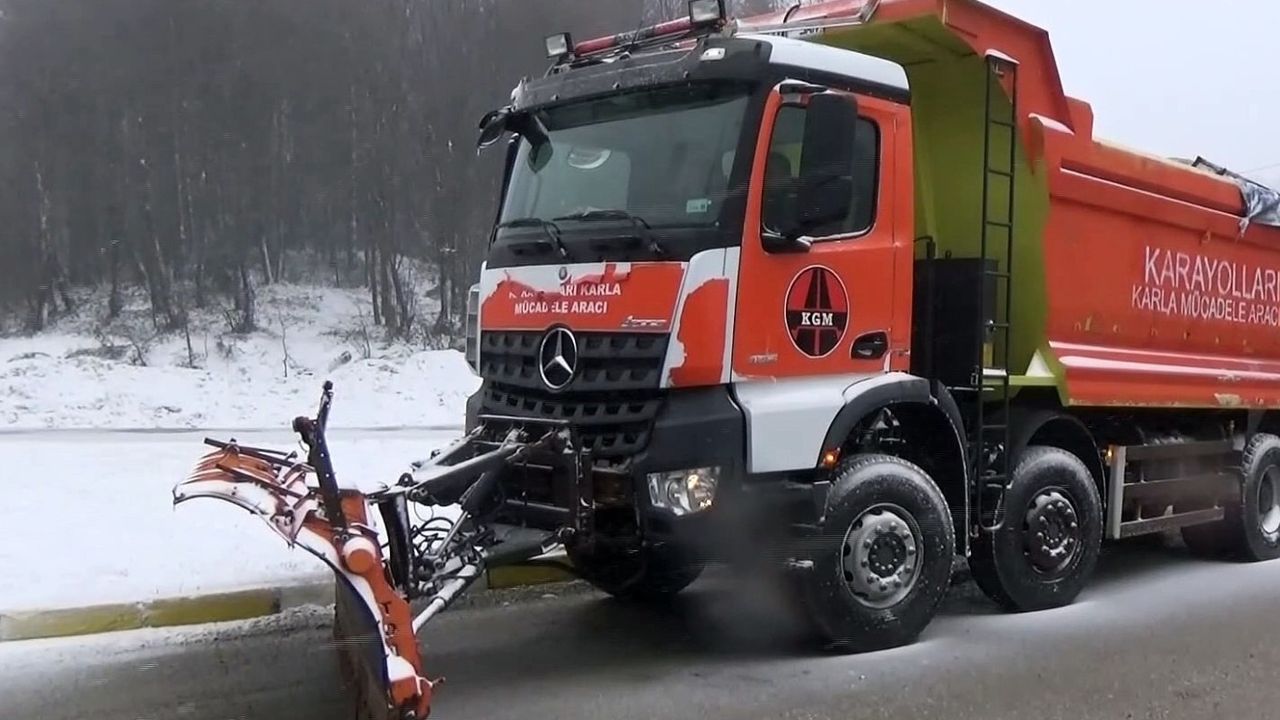 Karayolları Genel Müdürlüğü'nden yola çıkacaklara uyarı!
