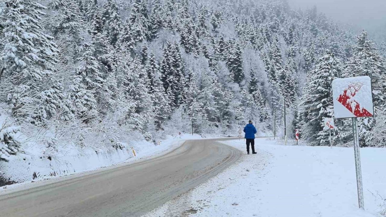 Meteoroloji'den 26 il için 'sarı' ve 'turuncu' kodlu kar uyarısı