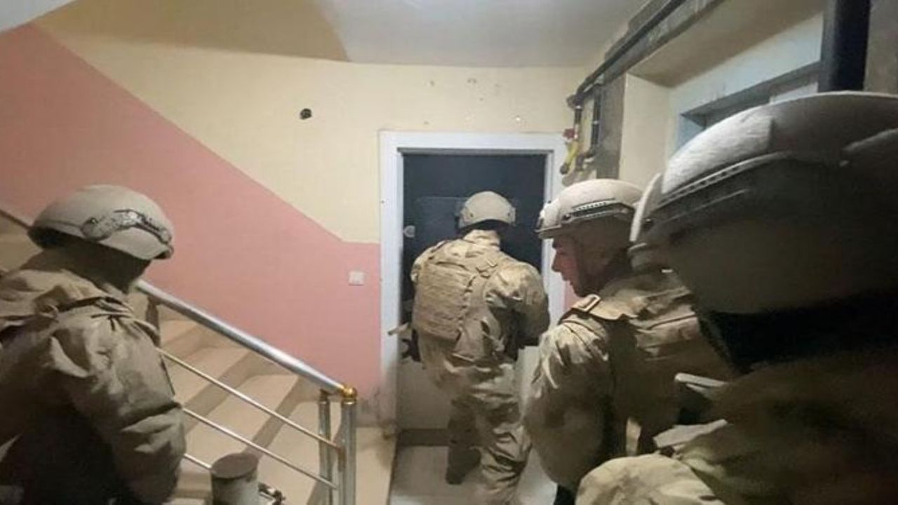 PKK'nın şehir uzantısı YPS'ye operasyon: Örgütün sözde sorumlusu 2 kişi yakalandı