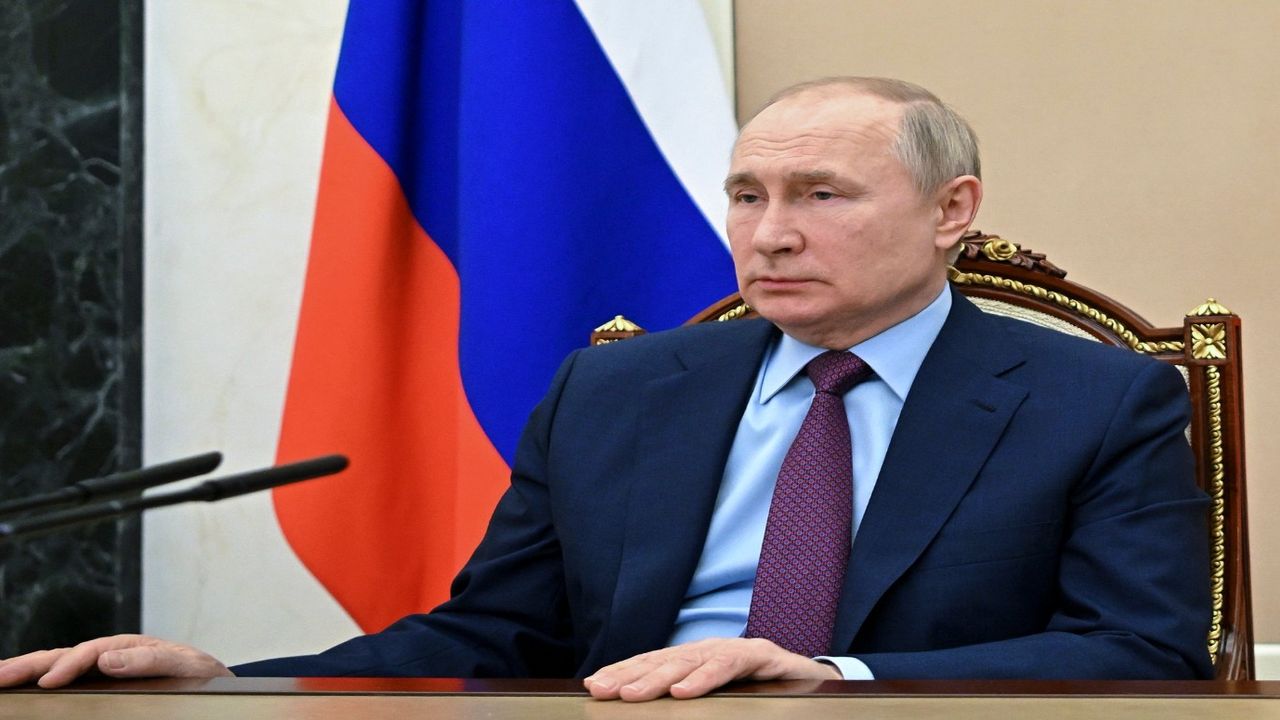 Putin'in uyarısının hemen ardından Rusya'dan sürpriz adım: Ukrayna'ya 'hipersonik' saldırı!