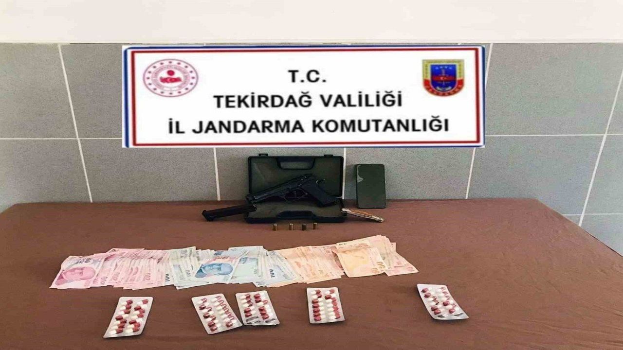 Tekirdağ'da uyuşturucu mesaisi: Uyuşturucu sattığı tespit edilen 11 kişi yakalandı