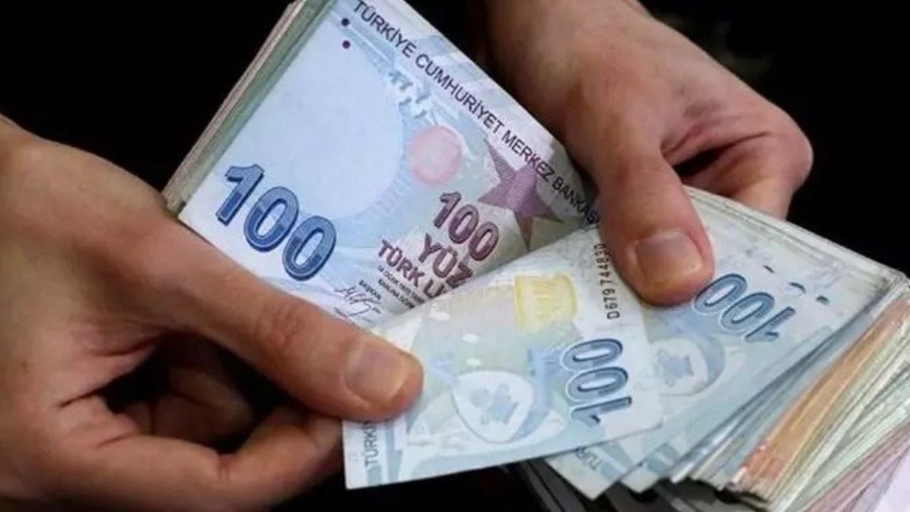 100.000 TL ihtiyaç kredisi başvurusu açıldı! Onay alan 3 ay bir kuruş taksit ödemiyor