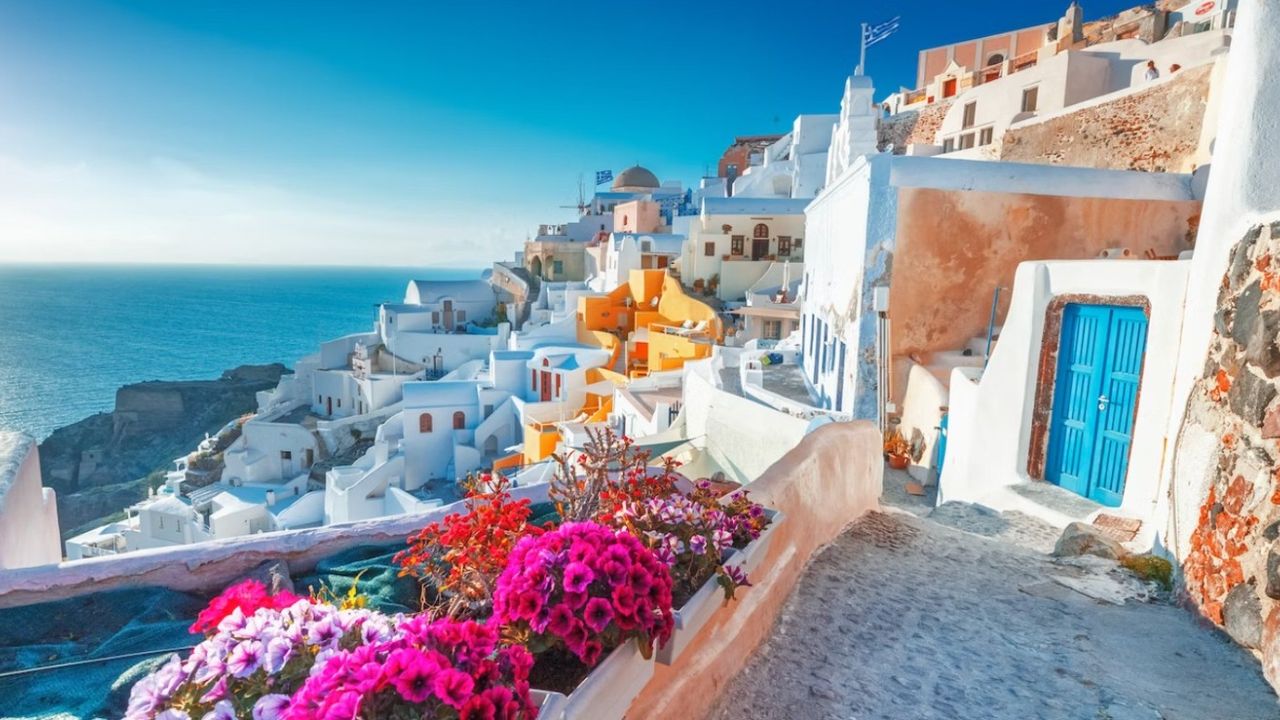 Belgelerini kapan koşsun! Yunan adalarında eşsiz bir tatil keyfi sizi bekliyor: İşte istenenler...