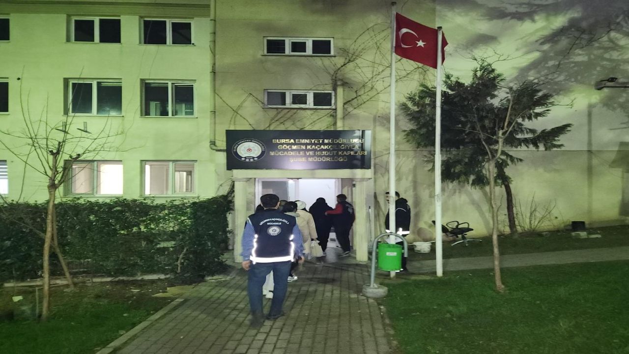 Bursa'da yabancı uyruklu kaçak işçi çalıştıran 4 şüpheli yakalandı