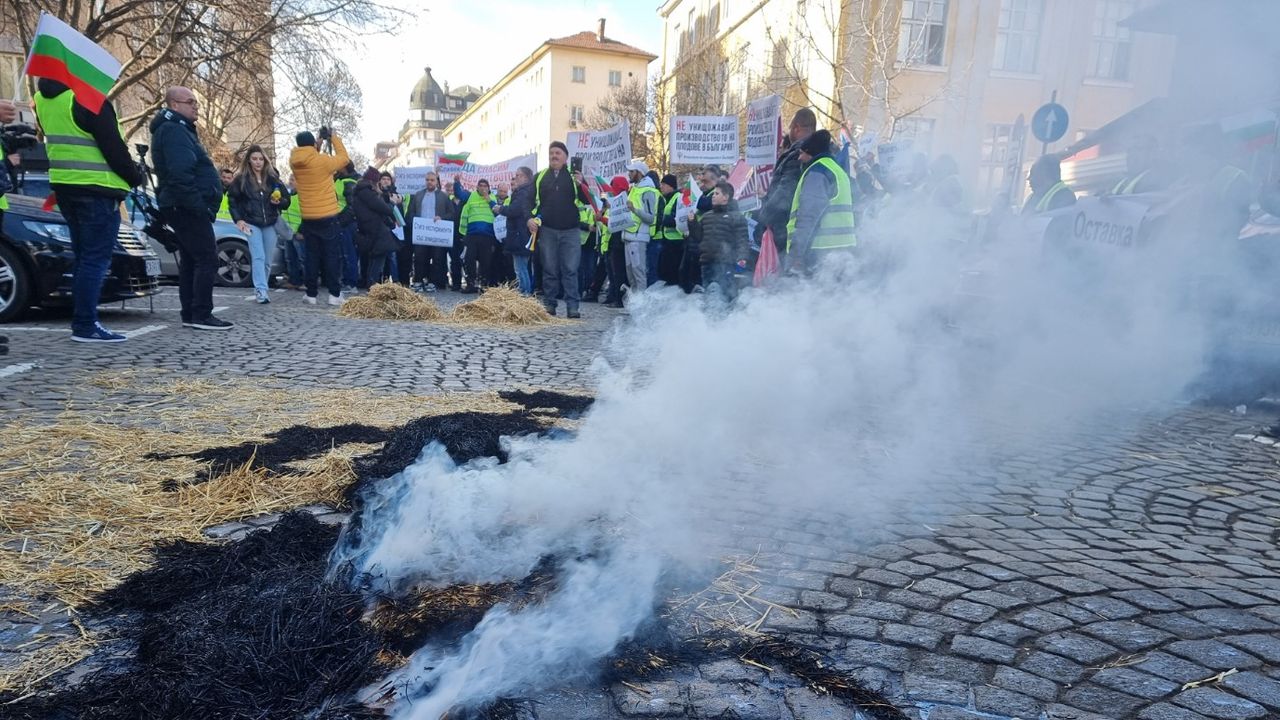 Çiftçilerin protestoları yayılıyor bu kez adres Bulgaristan! Bulgaristan'da çiftçiler protestoya başladı
