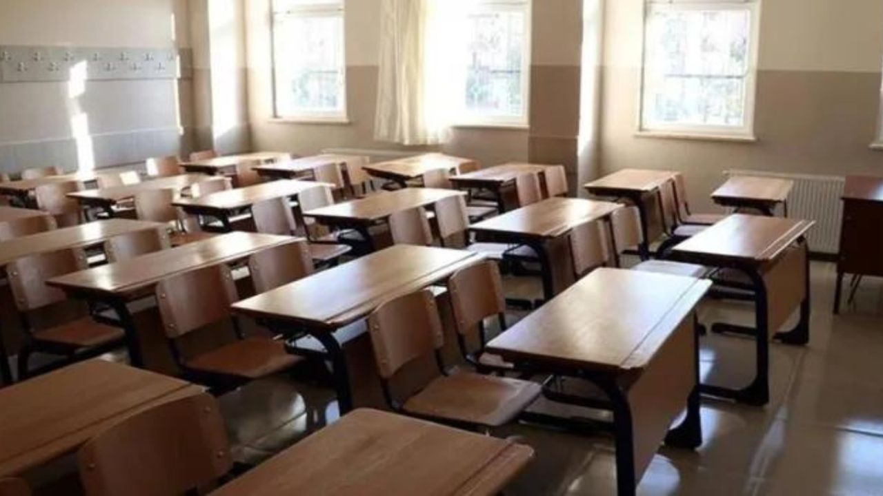 Depremin birinci yıldönümünde Hatay' da hüzünlü okul tatili: Deprem acısı bir kez daha yaşandı!