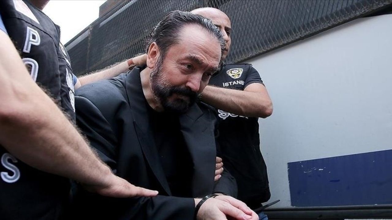 Erzurum'dan tutuklu bulunan Adnan Oktar Van'daki cezaevine nakledildi