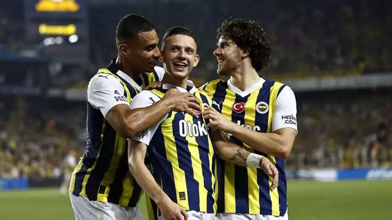 Fenerbahçe ve Galatasaray Süper Lig'e 5 isimle damga vurdu