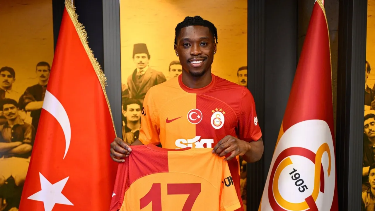 Galatasaray'a taze kan: Derrick Köhn sonunda Türkiye'de