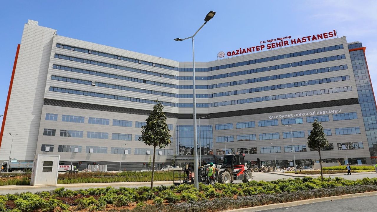 Gaziantep'te yeni şehir hastanesi açılışı Cumhurbaşkanı Erdoğan'ın katılımı ile gerçekleştirilecek