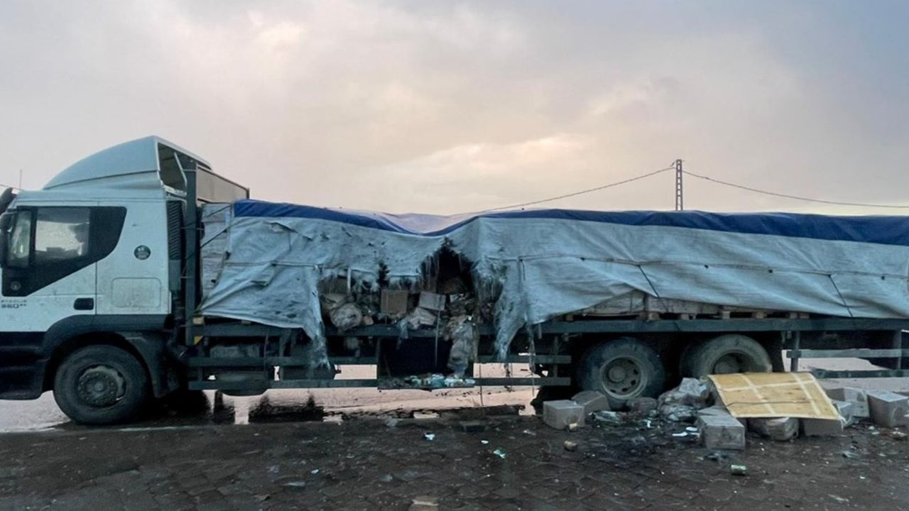 İsrail Filistinlilere yardım ulaştırmaya çalışan BM gıda konvoyuna saldırdı