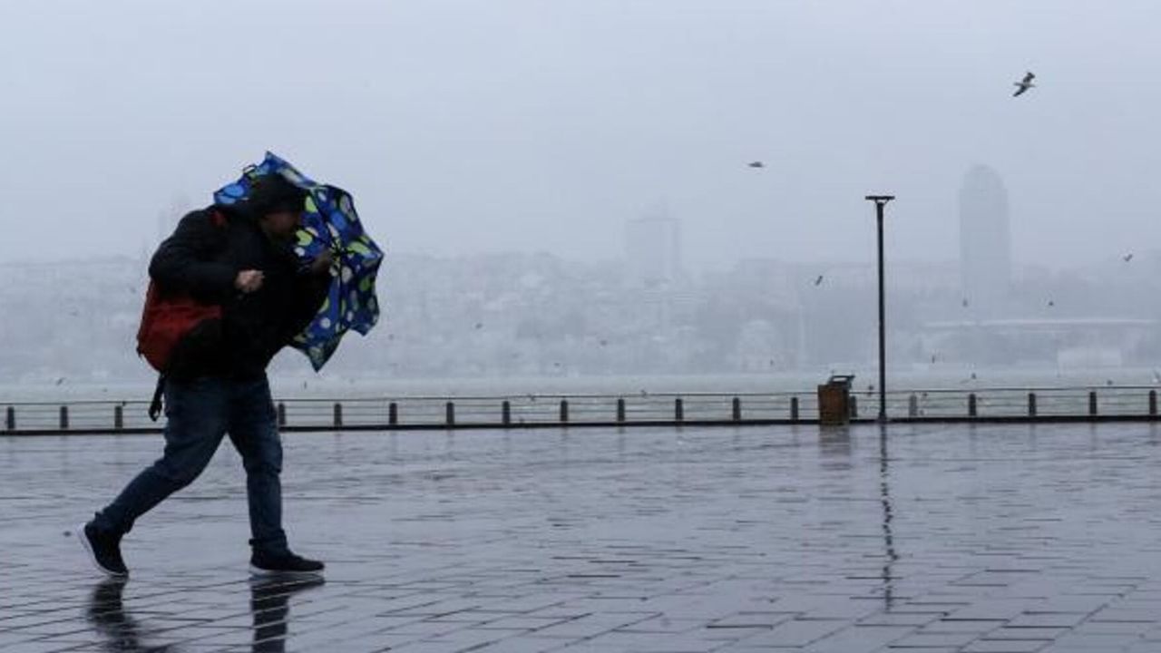 İstanbul sağanak yağış uyarısı yapıldı: Sabah saatlerinden itibaren etkisini gösterecek
