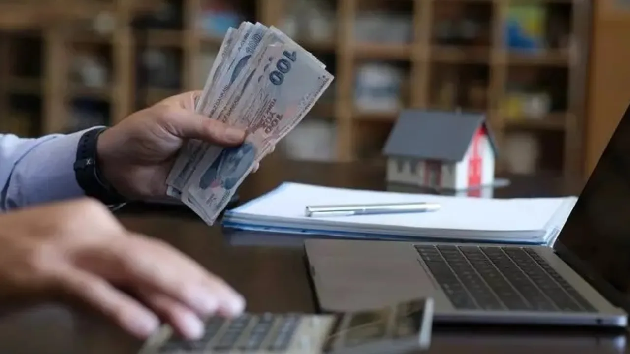 Krediyi şimdi çek 90 gün sonra öde! O banka 50.000 TL acil destek kredisi sunuyor