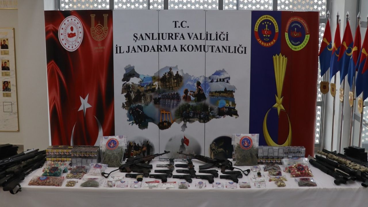 Şanlıurfa'da ekiplerin uyuşturucu mesaisi: Uyuşturucu satıcılarına yönelik baskınlarda 49 şüpheli ele geçirildi