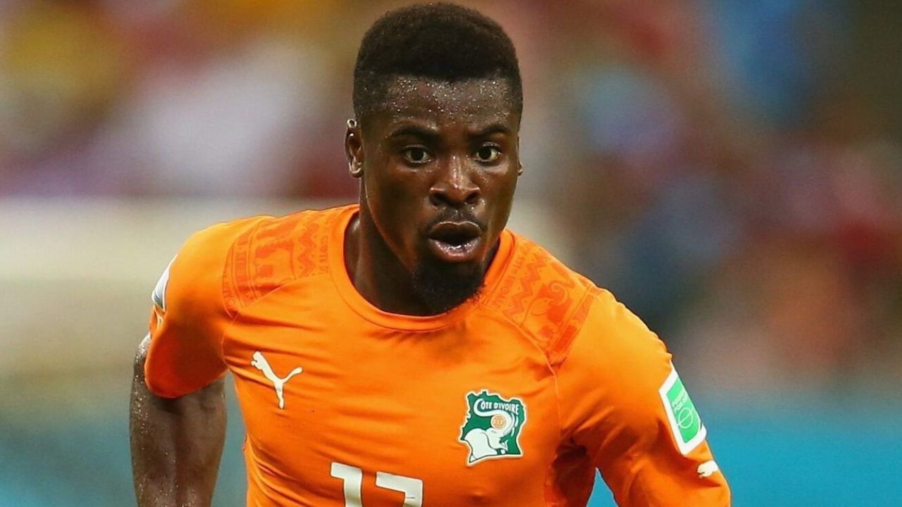 Serge Aurier'in sahalara dönüş tarihi belli oldu