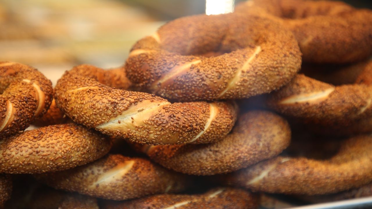 Simit yemeyi unutun! Bu zamdan sonra susam tanesi bile para edecek: İşte yeni fiyatı