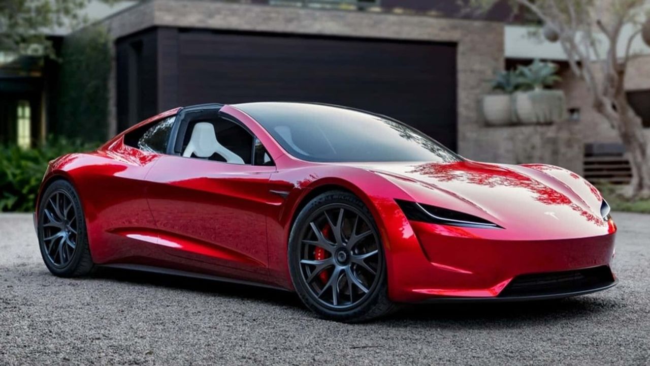Tesla’nın yeni nesil Roadster’ı rakiplerine meydan okuyor: Ferrari ve Bugatti’yi geride bırakan elektrikli canavar