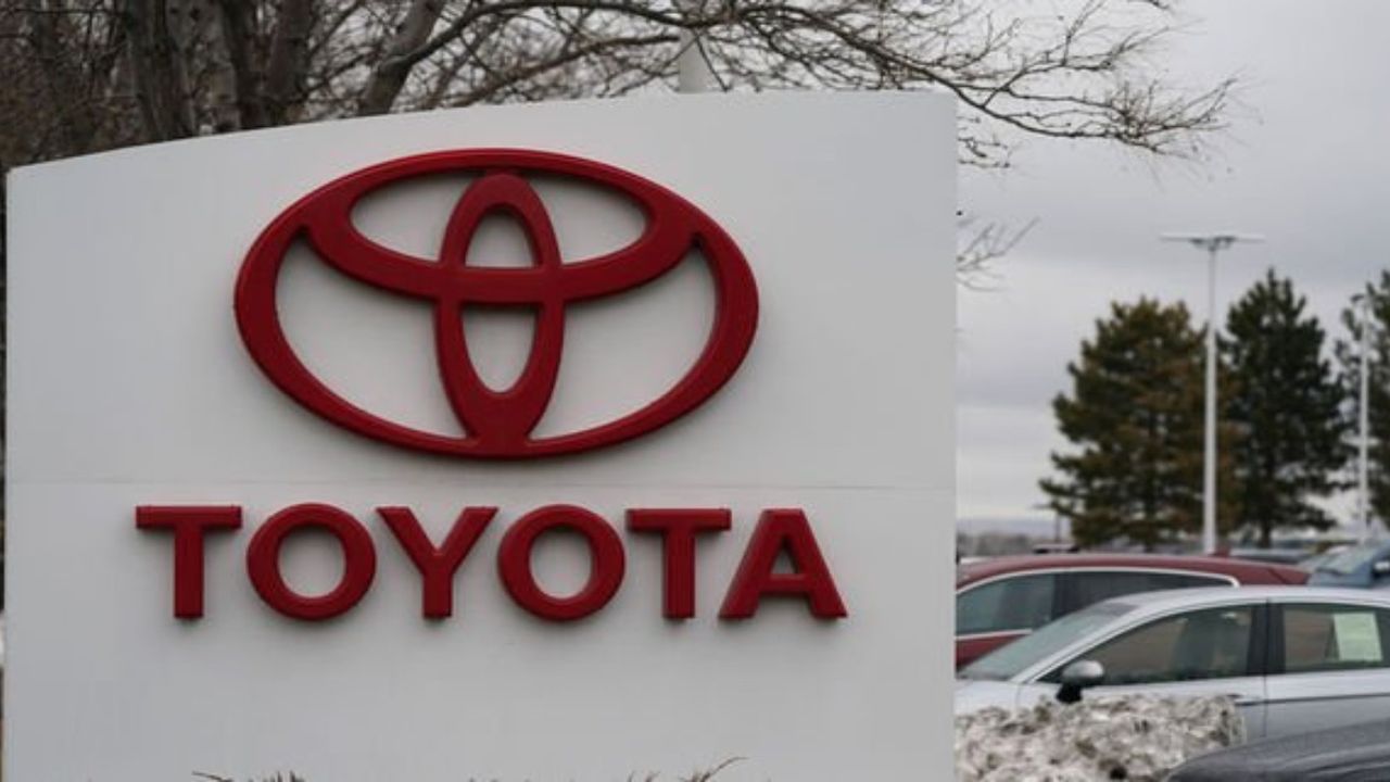Toyota üç sıralı elektrikli SUV aracını tanıttı!