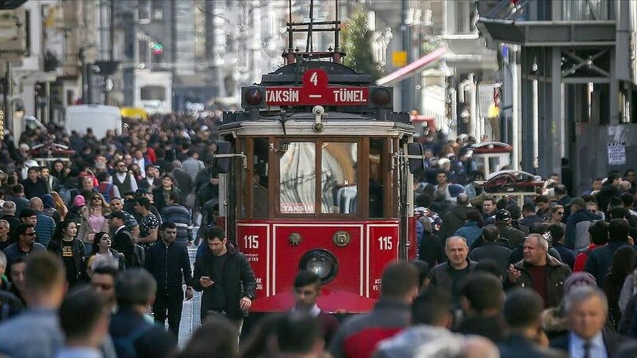 TÜİK Türkiye nüfus verilerini açıkladı: Türkiye nüfusu 85,3 milyon oldu