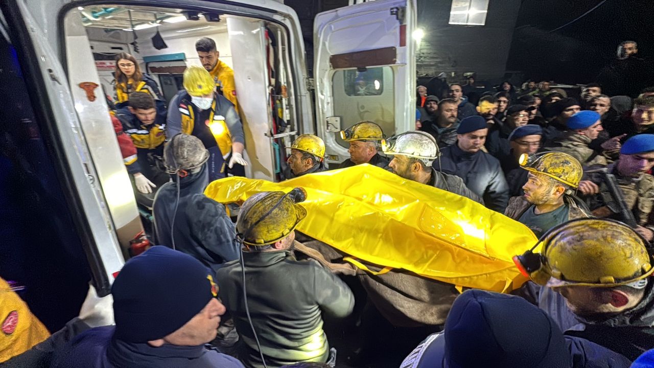 Zonguldak'ta özel bir maden ocağı çöktü: 2 kişi mahsur kaldı