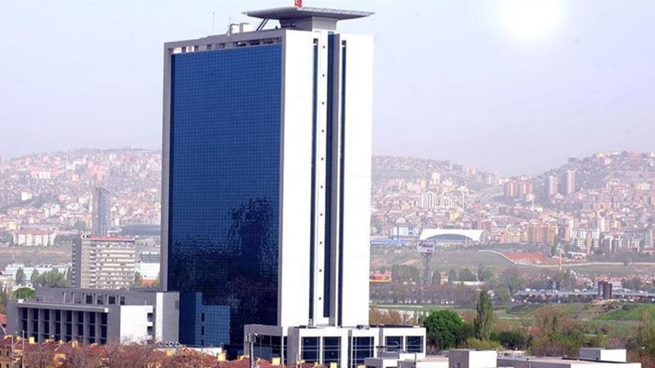 Ankara Büyükşehir Belediye Başkanlığı için 19 parti ve 5 bağımsız aday