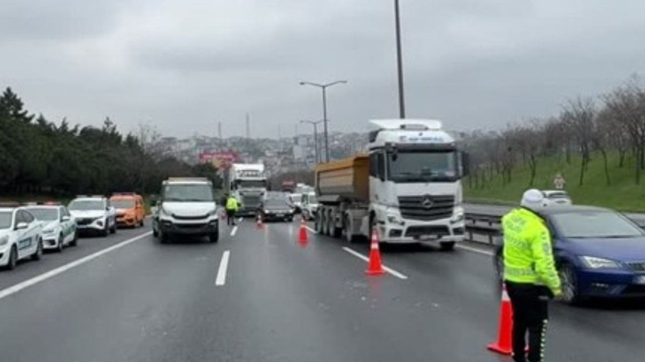 Avcılar’da trafikte dehşet anları: 2 kişi hayatını kaybetti, 4 kişi hastanelik oldu