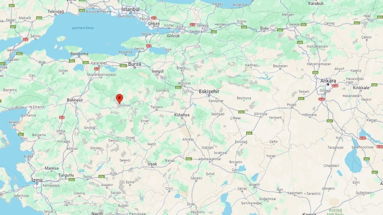 Balıkesir'in Dursunbey ilçesinde 4.0 şiddetinde deprem