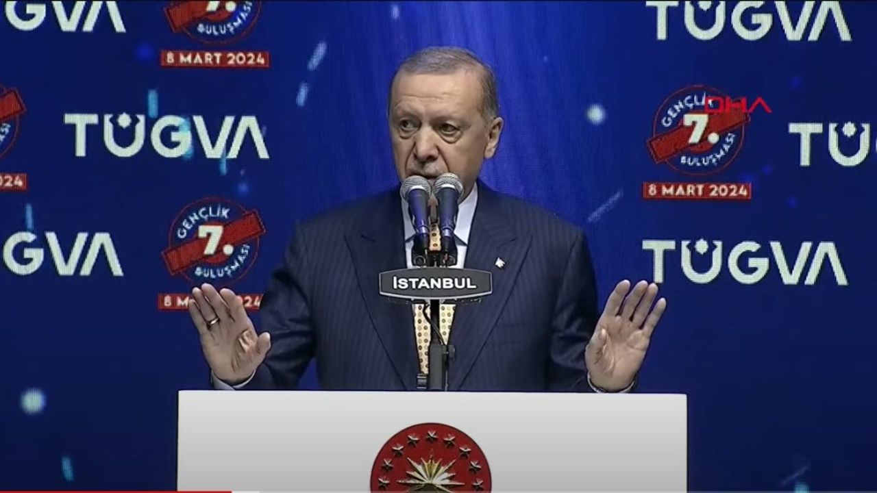Cumhurbaşkanı Erdoğan, Gençliğe Seslendi: "Türkiye Yüzyılı'nı Birlikte İnşa Edeceğiz